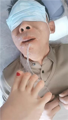 图片[7]_【嗯哼】品尝脚趾/裸足深喉/抽耳光/伺候沐足_HD绳艺资源