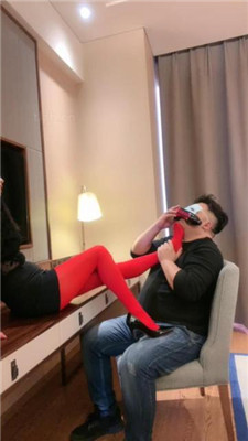 图片[12]_【爱丽丝】黑丝网袜御姐-当脚垫/口吐喂食/高跟踩踏_HD绳艺资源