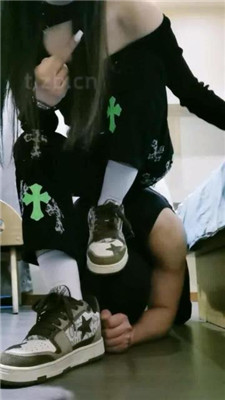 图片[8]_【一禾】运动鞋白袜气味辱废物狗_HD绳艺资源