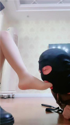 图片[16]_【梦凡】脏短靴重度虐打/肉丝脚狂舔/闻鞋窝_HD绳艺资源