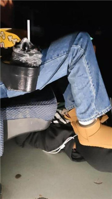 图片[2]_【樱樱】空姐S电影院羞辱玩虐脚下奴【一】_HD绳艺资源