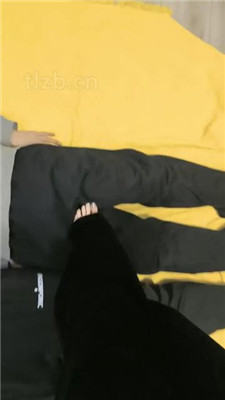 图片[4]_【舞池大人】全体重踩踏三只地毯狗_HD绳艺资源