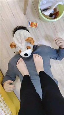 图片[2]_【樱樱】私人影院裸足踩脚垫_HD绳艺资源