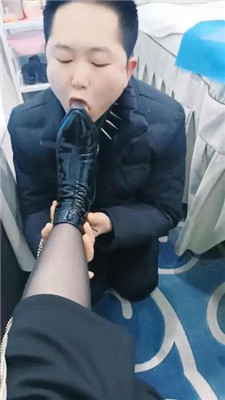 【乐爷】美容院三技师姐妹玩虐老板狗_HD绳艺资源