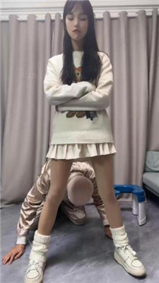 图片[14]_【樱木花道】素人首调-喂圣水/清理脏鞋底/踢踹/插嘴踩踏_HD绳艺资源