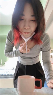 图片[17]_【朱砂痣】运动鞋棉袜裸足-男友变狗全过程_HD绳艺资源