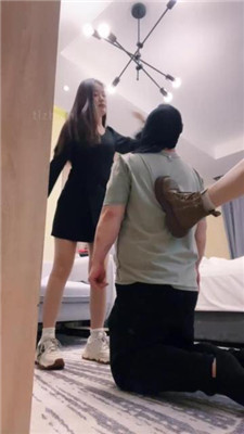 图片[6]_【宸宸】双S-轮流重度抽耳光【双视角版】_HD绳艺资源