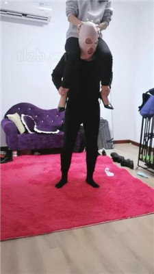 图片[13]_【凌儿女神】臭脚捂脸窒息/踩踏/骑马骑脖_HD绳艺资源