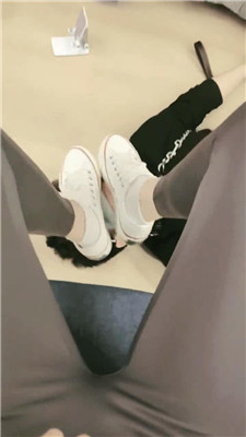 图片[18]_【妮蔻】帆布鞋全体重踩狗头_HD绳艺资源