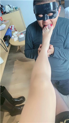 图片[5]_【歌总】黑丝高跟裸足恋足狂舔_HD绳艺资源