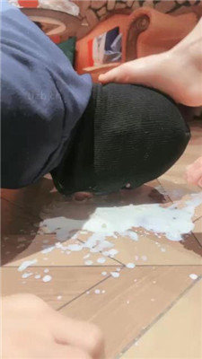 图片[7]_【子衿】双奴-狂舔酸奶脚/踩踏插嘴脚耳光_HD绳艺资源