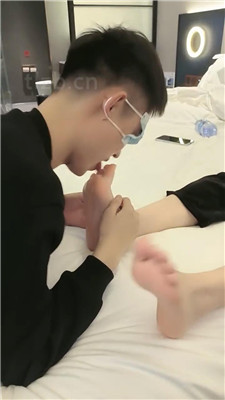 图片[6]_【舞池大大】双奴伺候主人洗漱就寝_HD绳艺资源