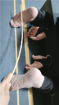 图片[7]_【东营天香百合】肉丝脚踩/枷锁囚禁/虐乳_HD绳艺资源