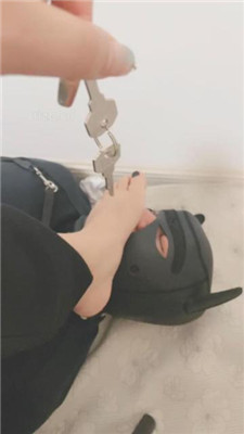 图片[12]_【上上】强迫狗舔穿一天的白鞋原味船袜_HD绳艺资源