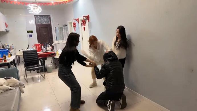 图片[6]_【精神小妹】校园高难度挑战-素人4S学生-高难度挑战踢踹【下】_HD绳艺资源