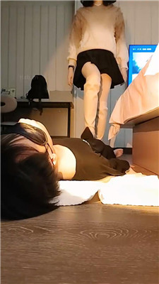 图片[3]_【米小唐】长靴踩虐/舔脏鞋发骚/喂口水_HD绳艺资源