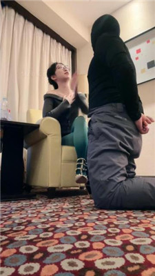 图片[5]_【jenn】铆钉高跟玩虐/转胯狗爬/插嘴踩乳_HD绳艺资源