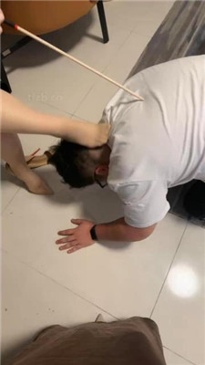 图片[2]_【江江】双S-闻舔臭脚丫/踩踏/提档转胯_HD绳艺资源