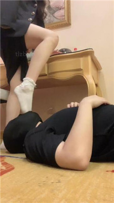 图片[6]_【小麦】小白鞋白袜踩/揪耳朵/打手心/嘴塞袜/掐脖【完整版】_HD绳艺资源