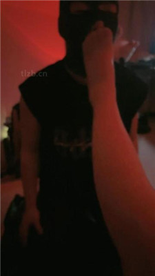 图片[3]_【暴荔姐姐】高跟踩乳/当脚垫/肉丝脚闻舔_HD绳艺资源