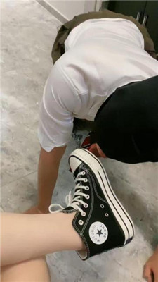 图片[4]_【小软】变装奴-跪舔高帮帆布鞋/清理多双鞋子/吐口水舔船袜_HD绳艺资源