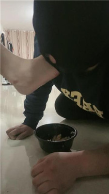 图片[5]_【汐妍大人】踩踏喂食圈养奴_HD绳艺资源