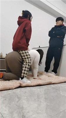 图片[8]_【樱樱】情侣主-让闺蜜下跪伺候-转胯骑马【一】_HD绳艺资源