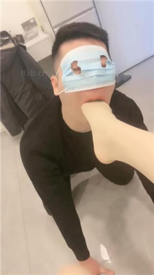 图片[9]_【九莲】品尝舞蹈生的肉丝脚/高跟踩狗脸_HD绳艺资源