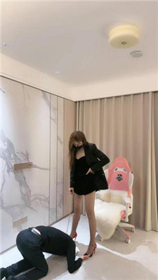 图片[7]_【美美子】女白领黑丝高跟诱惑同事当狗伺候_HD绳艺资源