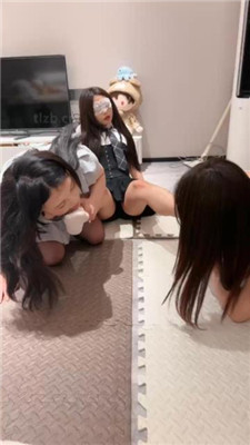 图片[16]_【橙宝】母畜-奴下奴-黑丝白袜闻气味发骚-腿绞_HD绳艺资源