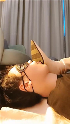 图片[9]_【米小唐】长靴踩虐/舔脏鞋发骚/喂口水_HD绳艺资源