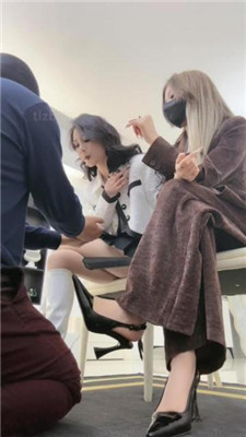 图片[3]_【萱萱】双S-揪耳朵/抽耳光/高跟-长靴踩/转胯/打手【双视角版】_HD绳艺资源