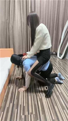 图片[4]_【Lel’s】骑马狗爬/高跟美腿诱惑/踩踏/刑具sp/赏圣水【完整版】_HD绳艺资源