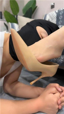 图片[13]_【辣姐】磕头求虐/转胯狗爬/丝袜脚诱惑/高跟踩乳_HD绳艺资源