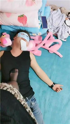 图片[10]_【悦悦大大】跑步后超臭白袜狂舔狂吸/袜子塞嘴踩踏_HD绳艺资源