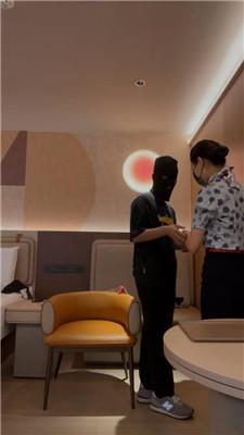【广东瑶瑶】空姐虐头等舱乘客-厕M/丝足诱惑/脚踩喂食 JS240721-5_HD绳艺资源