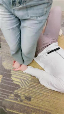 图片[18]_【薯条】双S-跪舔耐克鞋/吃棉袜/骑马转胯/sp/踩踏/虐狗舌_HD绳艺资源