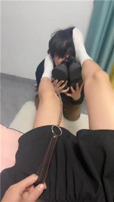 图片[10]_【素人挖掘机】性感学生S-白袜-sp/耳光/踩踏/舔脏鞋/脚插嘴_HD绳艺资源