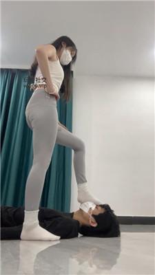 【甜恬】瑜伽女神S-骑马踩踏/耳光踢踹/艺术闻白袜 bf47744_HD绳艺资源