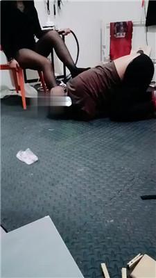 【九创双主团】黑丝蹂躏踩虐狗继父【完整版】 JS250209-6_HD绳艺资源