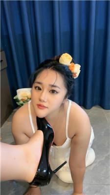 【July】母畜-超骚女神狗下跪求虐 JS250110-12_HD绳艺资源