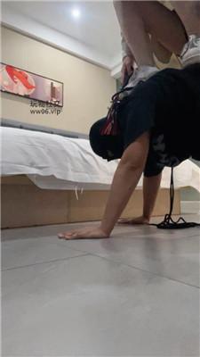 【沐沐大大】训练/舔脏地板/脏小白鞋肉丝跳踩 bf49226_HD绳艺资源