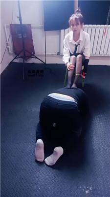 鸿运双女团 双S姐妹花-刑房挑战猥琐业主 bf51762_HD绳艺资源