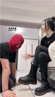 十二岁 情侣主脏鞋臭袜子玩虐绿帽【双视角版】 bf52290_HD绳艺资源