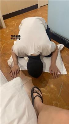 小凤梨 磕头求舔纹身小妹的脚  JS250419-9_HD绳艺资源