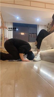 沐沐 双S-精神小妹轮流踩踏-抽耳光【双视角版】 bf52461_HD绳艺资源