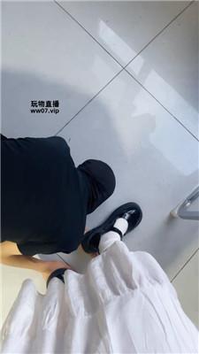 郑州00后情侣 清理脏鞋白袜虐下跪奴 JS250416-6_HD绳艺资源