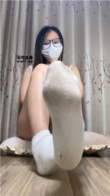 兔牙 对着主人的白棉袜疯狂早些七次    250415-25_HD绳艺资源