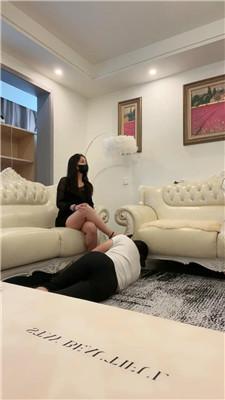 莫莉 3S-高跟碾压踩-舔脏鞋-耳光抽【双视角版】 JS250429-7_HD绳艺资源