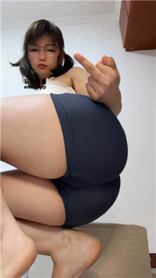 蛮蛮呀 肉臀裸足口水炸    250428-12_HD绳艺资源